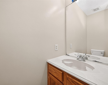 10115 Storm Meadow Drive - Photo Thumbnail 11
