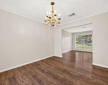 10115 Storm Meadow Drive - Photo Thumbnail 4
