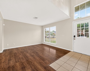 10115 Storm Meadow Drive - Photo Thumbnail 3