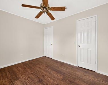 10115 Storm Meadow Drive - Photo Thumbnail 22