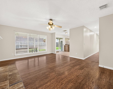 10115 Storm Meadow Drive - Photo Thumbnail 6