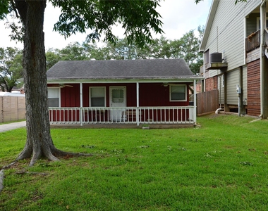 1821 E Winn Street - Photo Thumbnail 1