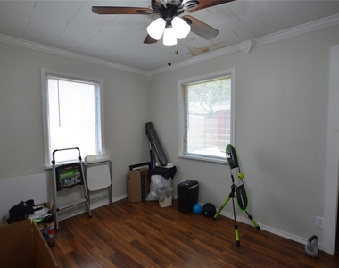 1821 E Winn Street - Photo Thumbnail 10