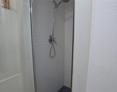 1821 E Winn Street - Photo Thumbnail 12