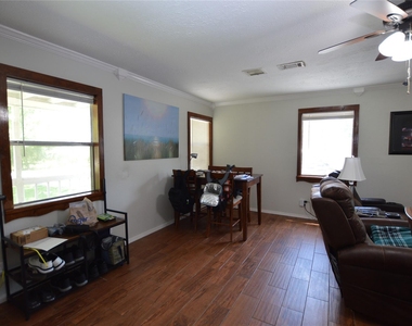 1821 E Winn Street - Photo Thumbnail 7
