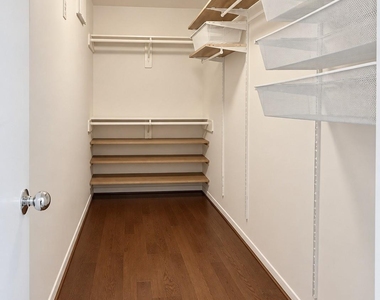 1005 Joe Annie Street - Photo Thumbnail 13