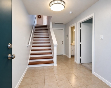 1005 Joe Annie Street - Photo Thumbnail 1
