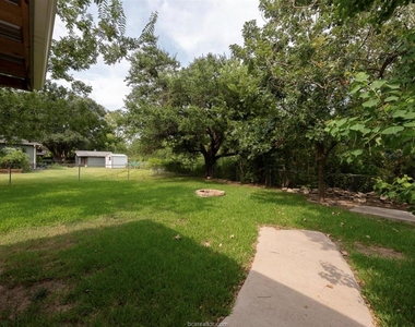 406 Emmett Street - Photo Thumbnail 16