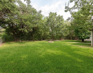 406 Emmett Street - Photo Thumbnail 22