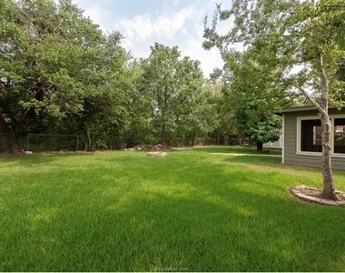406 Emmett Street - Photo Thumbnail 23