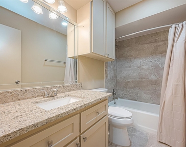 722 Venice Street - Photo Thumbnail 22
