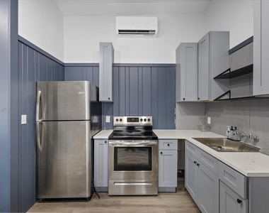 3022 Beach Boulevard S - Photo Thumbnail 4