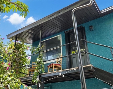 3022 Beach Boulevard S - Photo Thumbnail 2
