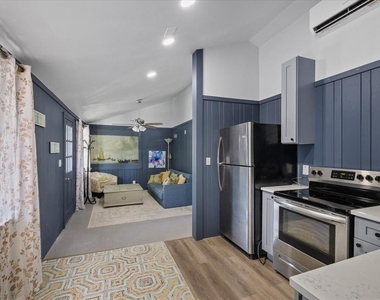 3022 Beach Boulevard S - Photo Thumbnail 5