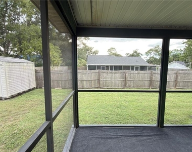 3829 Briarbrook Place - Photo Thumbnail 8