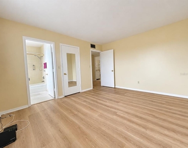 1130 Rue Des Chateaux - Photo Thumbnail 13