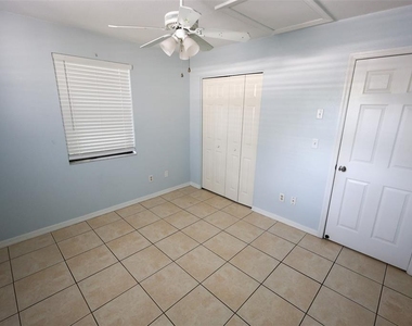 207 12th Avenue S - Photo Thumbnail 9
