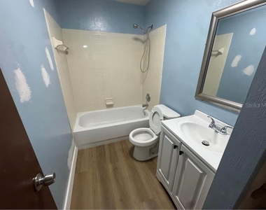 404 East Avenue - Photo Thumbnail 14