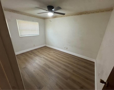 404 East Avenue - Photo Thumbnail 17