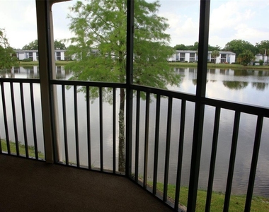 270 Woodlake Wynde - Photo Thumbnail 29