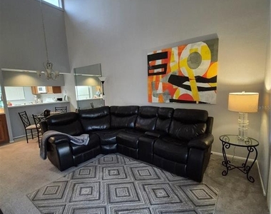 270 Woodlake Wynde - Photo Thumbnail 9