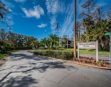 270 Woodlake Wynde - Photo Thumbnail 1