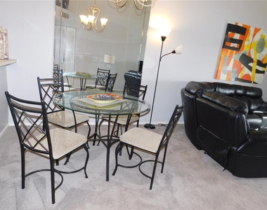 270 Woodlake Wynde - Photo Thumbnail 10