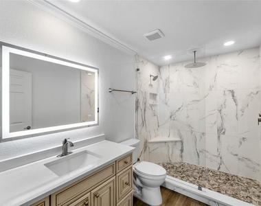 700 S Harbour Island Boulevard - Photo Thumbnail 31