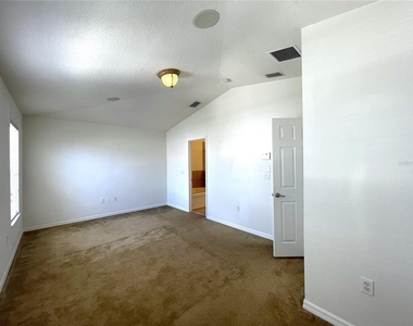 6898 47th Lane N - Photo Thumbnail 13