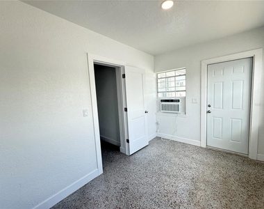 119 147th Avenue E - Photo Thumbnail 11