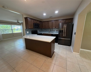 11596 116th Street - Photo Thumbnail 4