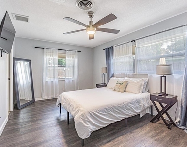 863 Bay Breeze Terrace - Photo Thumbnail 15