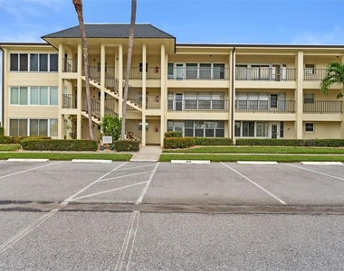 4700 Cove Circle - Photo Thumbnail 29