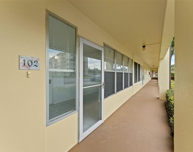 4700 Cove Circle - Photo Thumbnail 1
