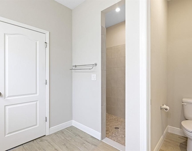 5420 Silver Sun Drive - Photo Thumbnail 16