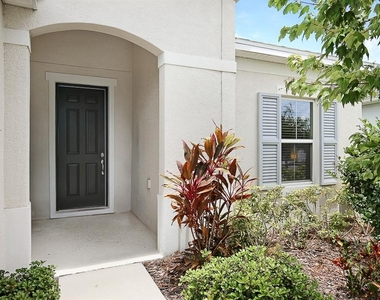 5420 Silver Sun Drive - Photo Thumbnail 2