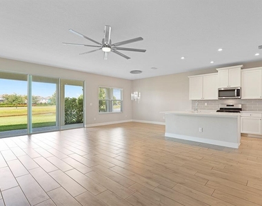 5420 Silver Sun Drive - Photo Thumbnail 6