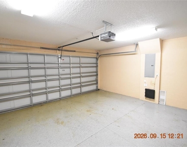 4525 Bay Spring Court - Photo Thumbnail 5