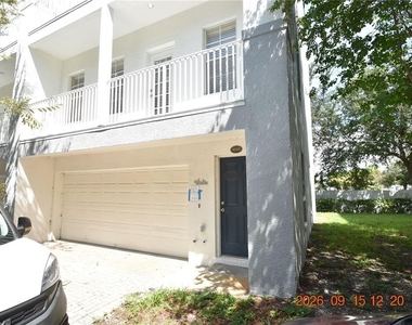 4525 Bay Spring Court - Photo Thumbnail 2