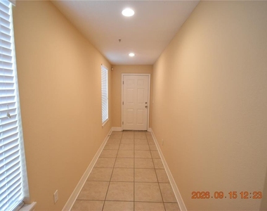 4525 Bay Spring Court - Photo Thumbnail 9