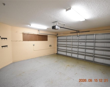 4525 Bay Spring Court - Photo Thumbnail 6
