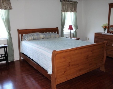 1025 Bowsprit Lane - Photo Thumbnail 6