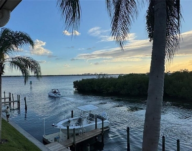 8827 Bay Pointe Drive - Photo Thumbnail 20