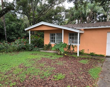 578 Vine Avenue - Photo Thumbnail 1