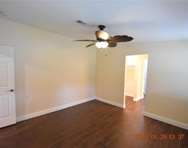 12106 Waterview Drive - Photo Thumbnail 30