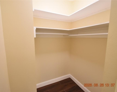 12106 Waterview Drive - Photo Thumbnail 31