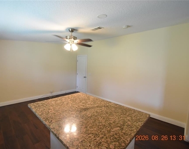 12106 Waterview Drive - Photo Thumbnail 21