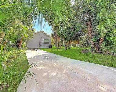 719 19th Street S - Photo Thumbnail 21