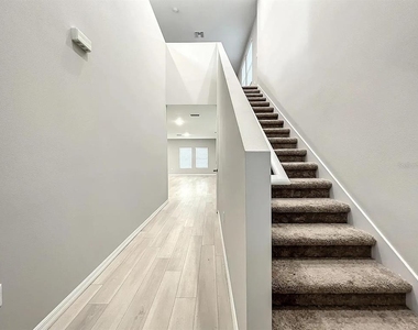 7540 Freesia Trace - Photo Thumbnail 4