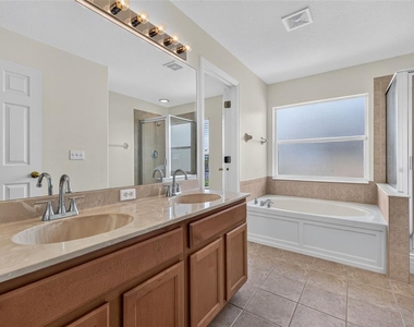 6585 Marlberry Way - Photo Thumbnail 17